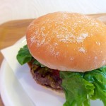[Å] 表参道のテディーズビガーバーガー ハワイで1、2位を争うほどの有名店！