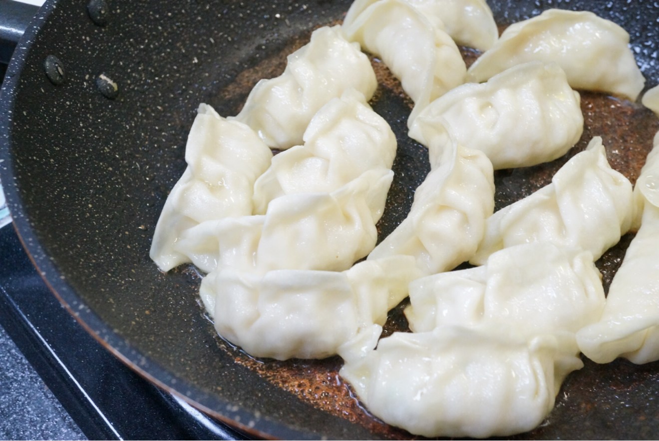 黒豚餃子 焼き