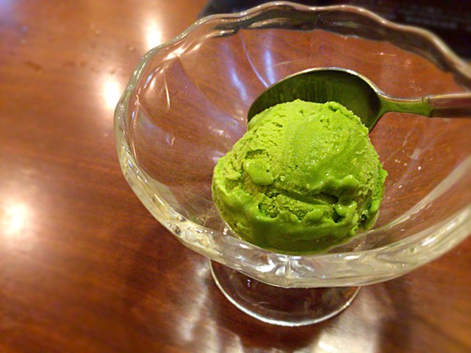 デザートの抹茶のアイス