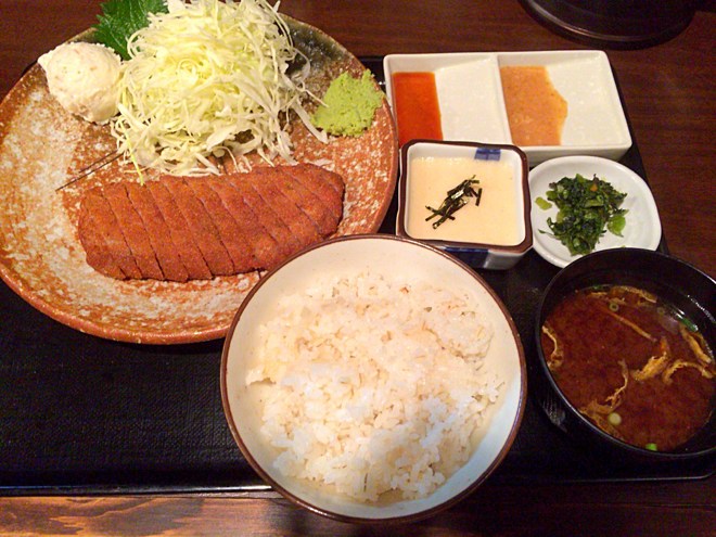 牛ロースかつ麦めしセット