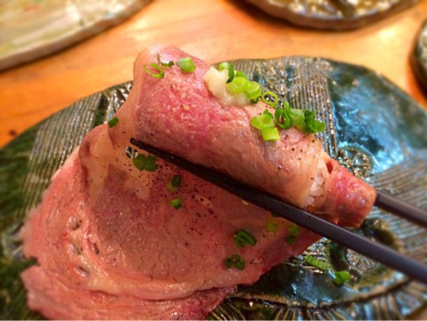 お肉