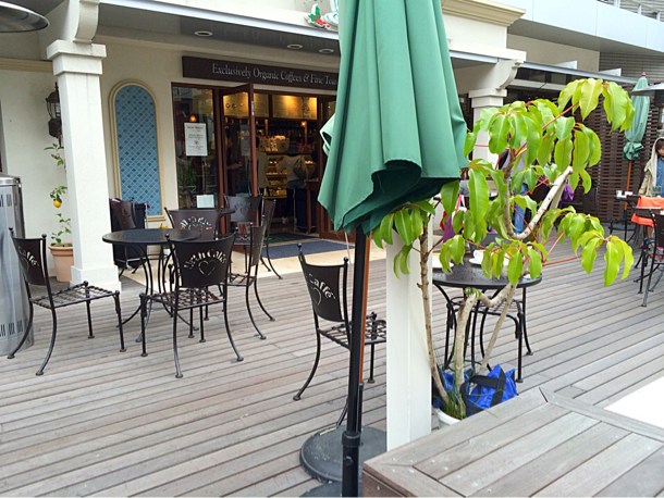 Urth Caffe（アースカフェ）テラス席