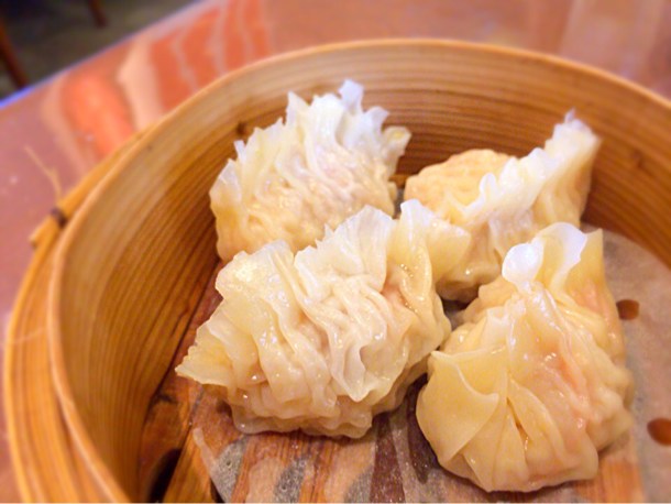 フカヒレ蒸し餃子