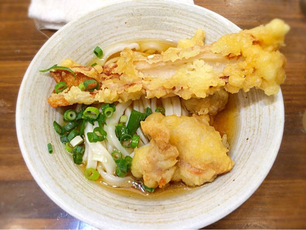 とり天・ちくわ天の冷えうどん