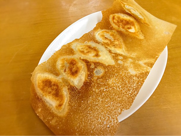 羽根つき焼き餃子