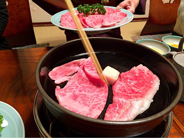 1枚ずつ丁寧に焼いて…