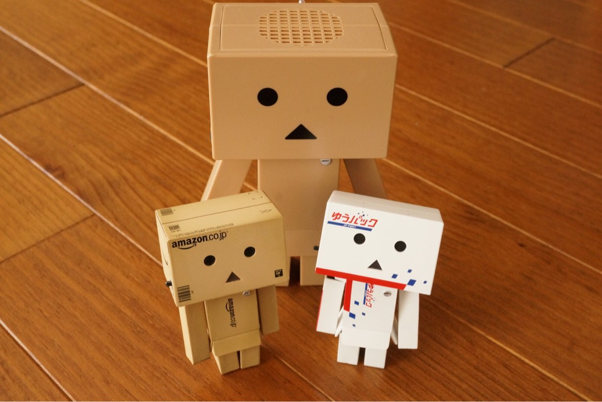 [Å] 女性も嬉しい！ダンボーミニバッテリーなら外でも可愛くスマホを充電！！ 