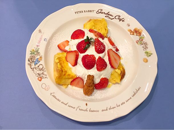 モペットの苺フレンチトースト