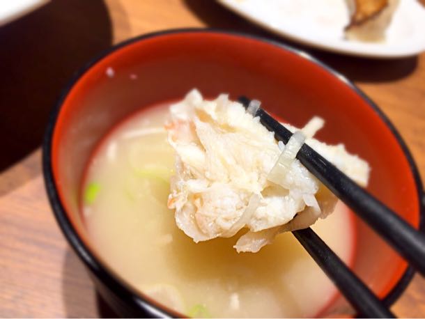かにの味噌汁