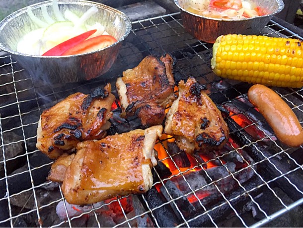 直火でBBQ