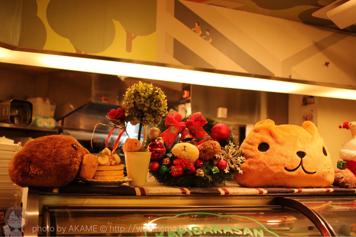 カピバラさんカフェ 店内 クリスマスの様子