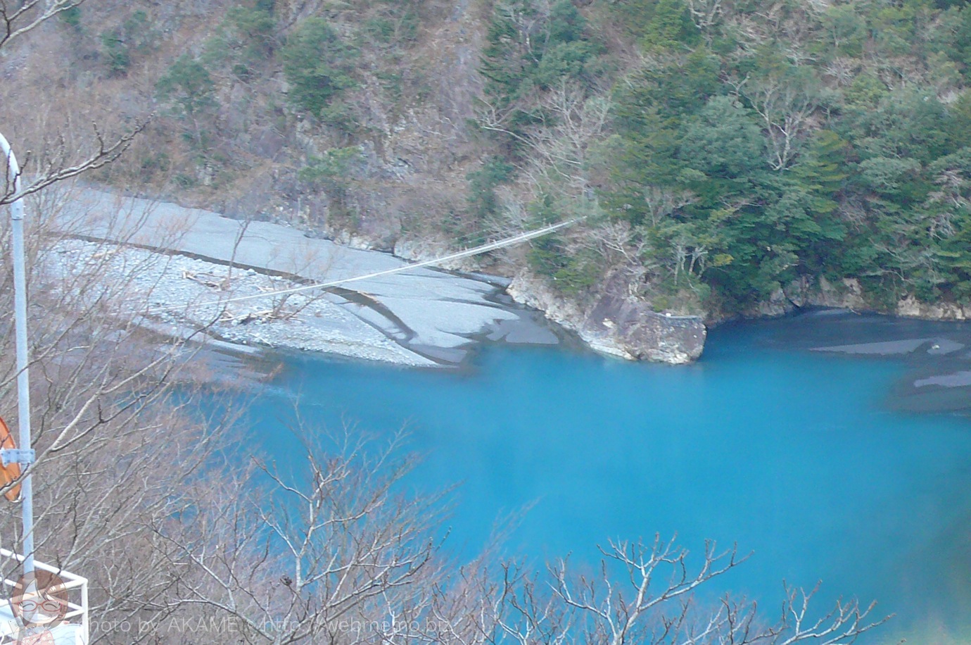 道中で遠くに見えてきた夢の吊橋