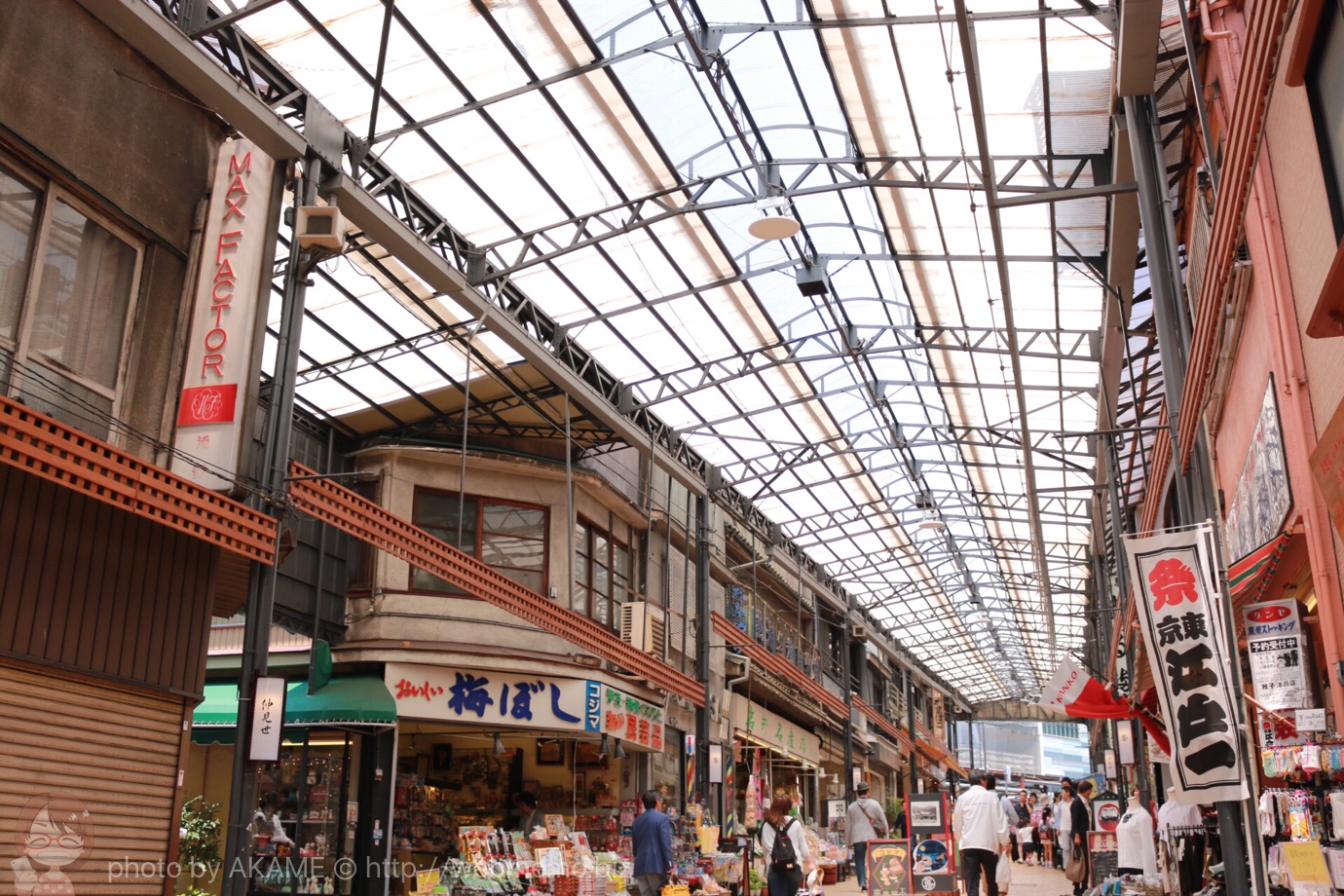 熱海 平和通り商店街の様子