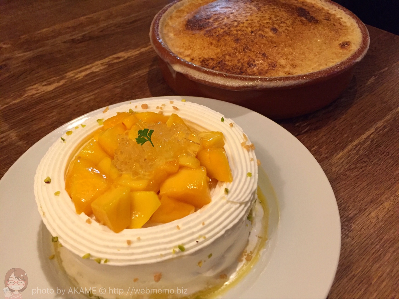 マンゴーのショートケーキといちごのクリームブリュレ