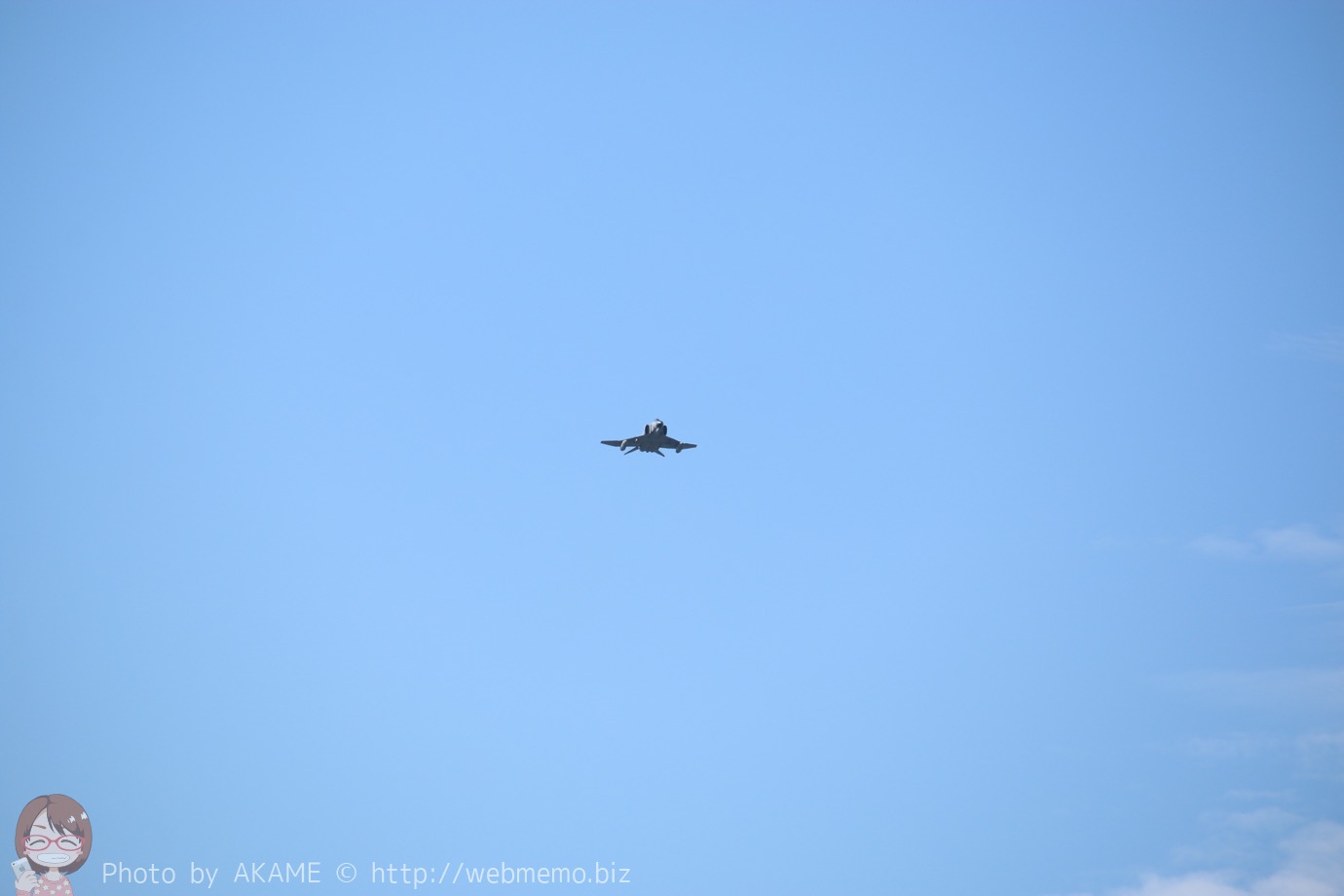 F-4（機動飛行）の展示飛行の様子