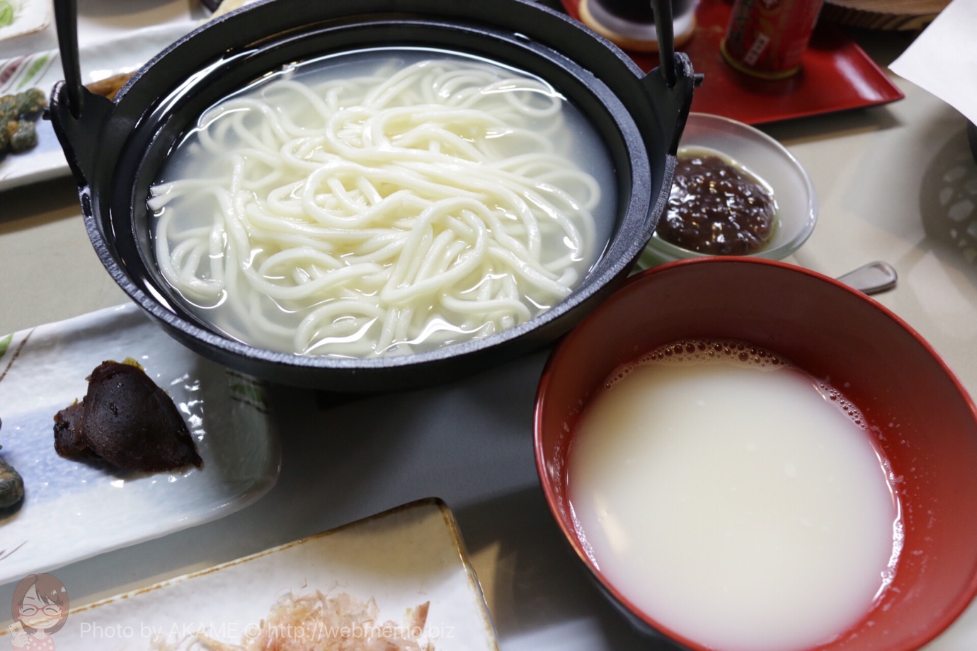 おしぼりうどんとねずみ大根のおろし
