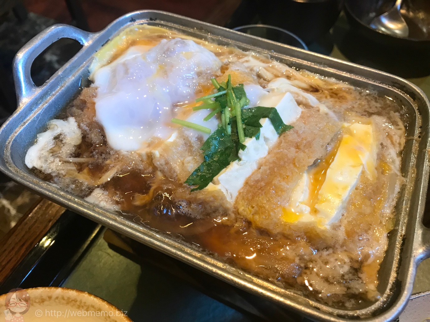 箱根の豆腐かつ煮で有名「田むら 銀かつ亭」は1時間待ちの人気店!開店前から並んで御膳を食べてきた
