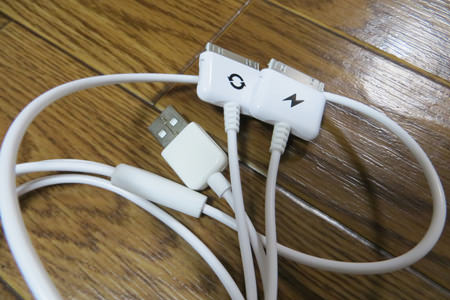 サンワサプライ「500-USB024」コネクト