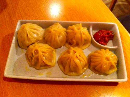 ネパール料理 モモ