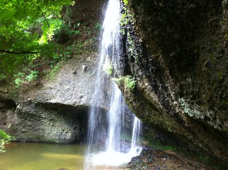 月待ちの滝 月待ちの滝