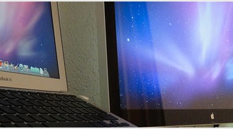今更だけどクラムシェルモードでMacBookAirを外部出力。本当に便利なのね、驚きの快適さ