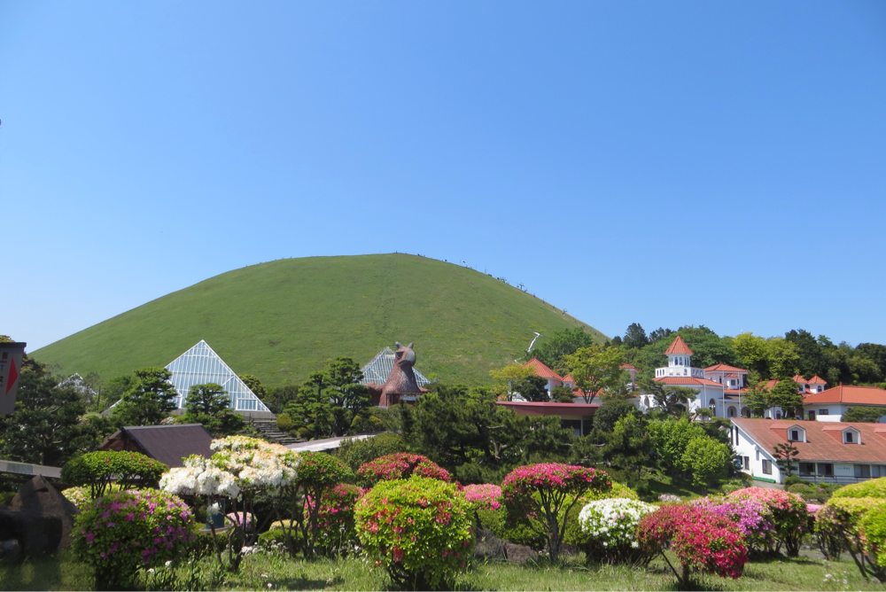 大室山の全景