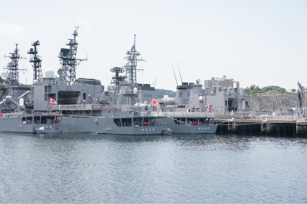 軍艦