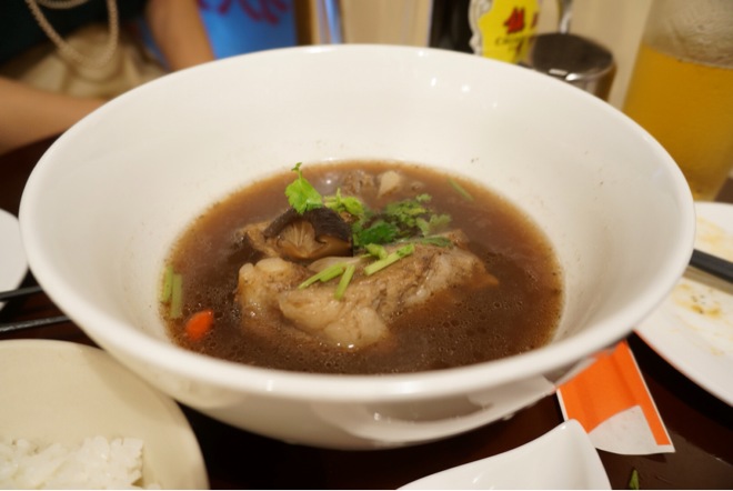 肉骨茶