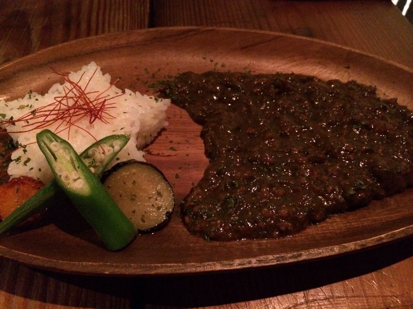 アートなミドリカレー